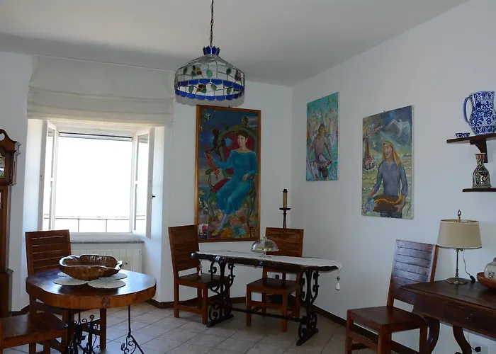 Bed & Breakfast Maison Huguette Civitavecchia